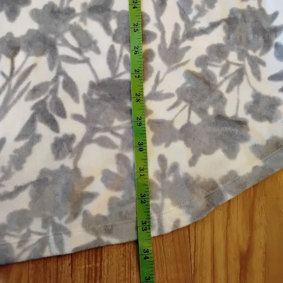 Simply Vera Vera Wang NWT Floral Tie‑Dye Nightgown — With Pockets Sz Small - Picture 8 of 8